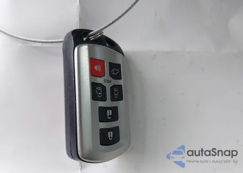 2015 Toyota Sienna Xle 8 Passenger from USA, damaged, VIN 5TDYK3DC5FS622991